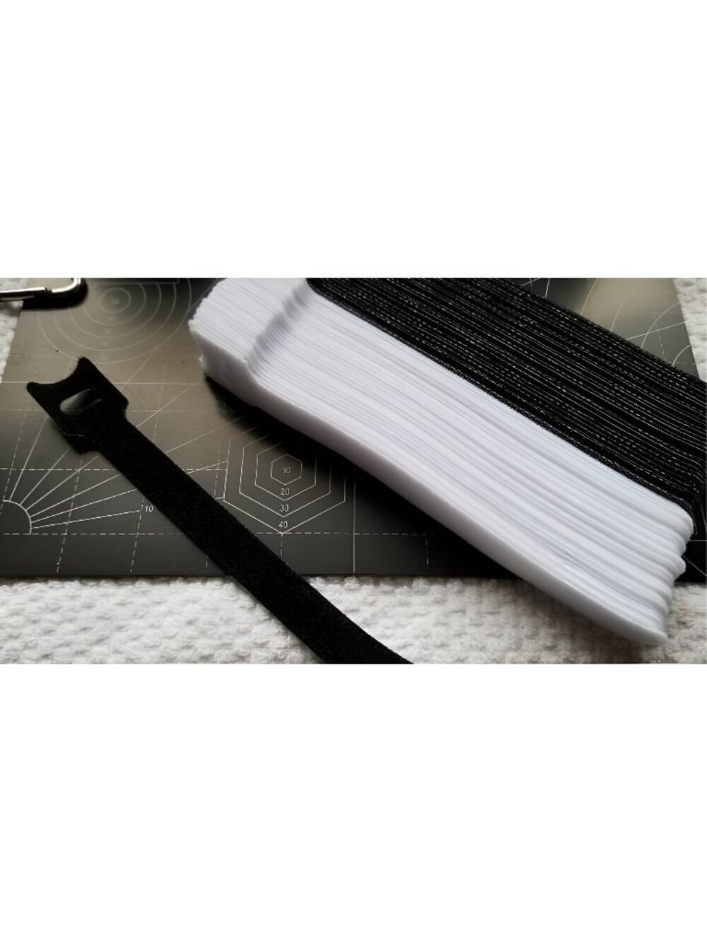 60 Pack Fastening Cable Straps, Reusable Cord Organizer, Keeper Holder